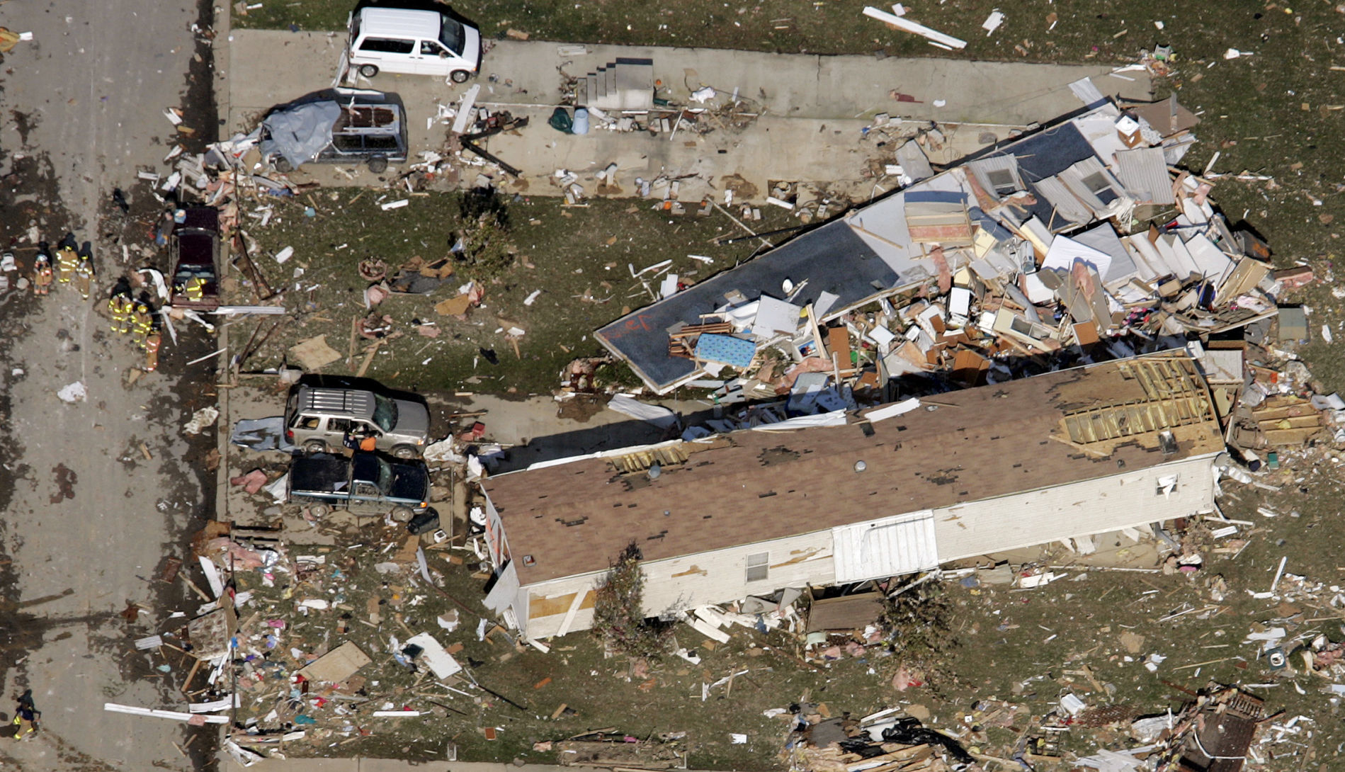 2005: MIDWEST TORNADO